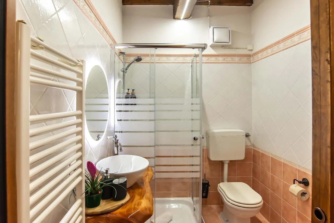 Gattaia Apartments With Swimming Pool