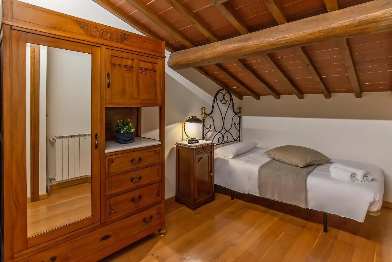 Gattaia Apartments With Swimming Pool